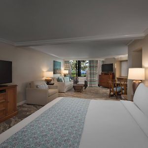 Lower Floors King Room